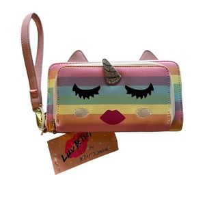 NWT’s Unicorn 2 compartment striped wristlet wallet